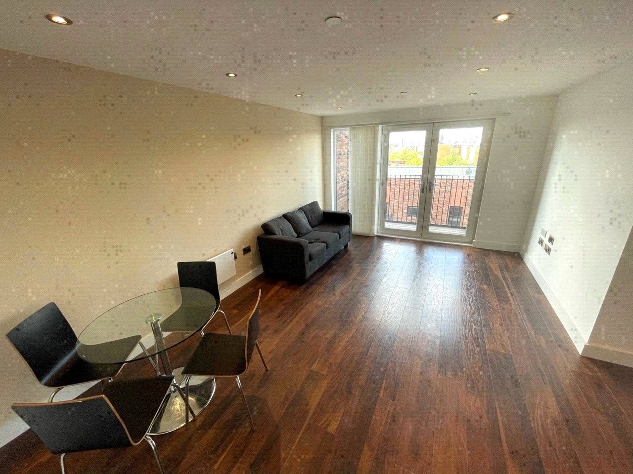 Flat Ordsall Lane in Salford