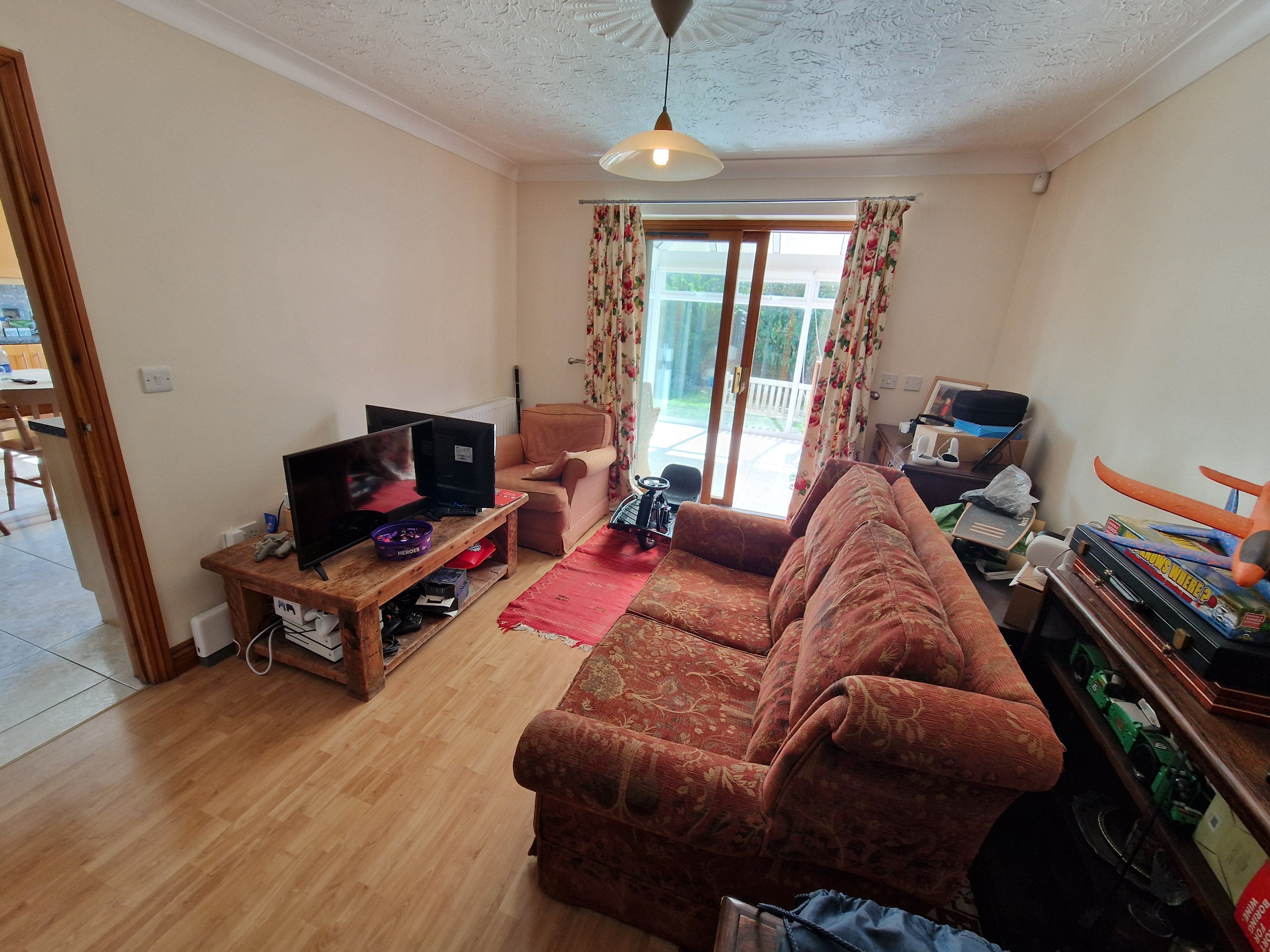 House Parkfield Close in North Petherton