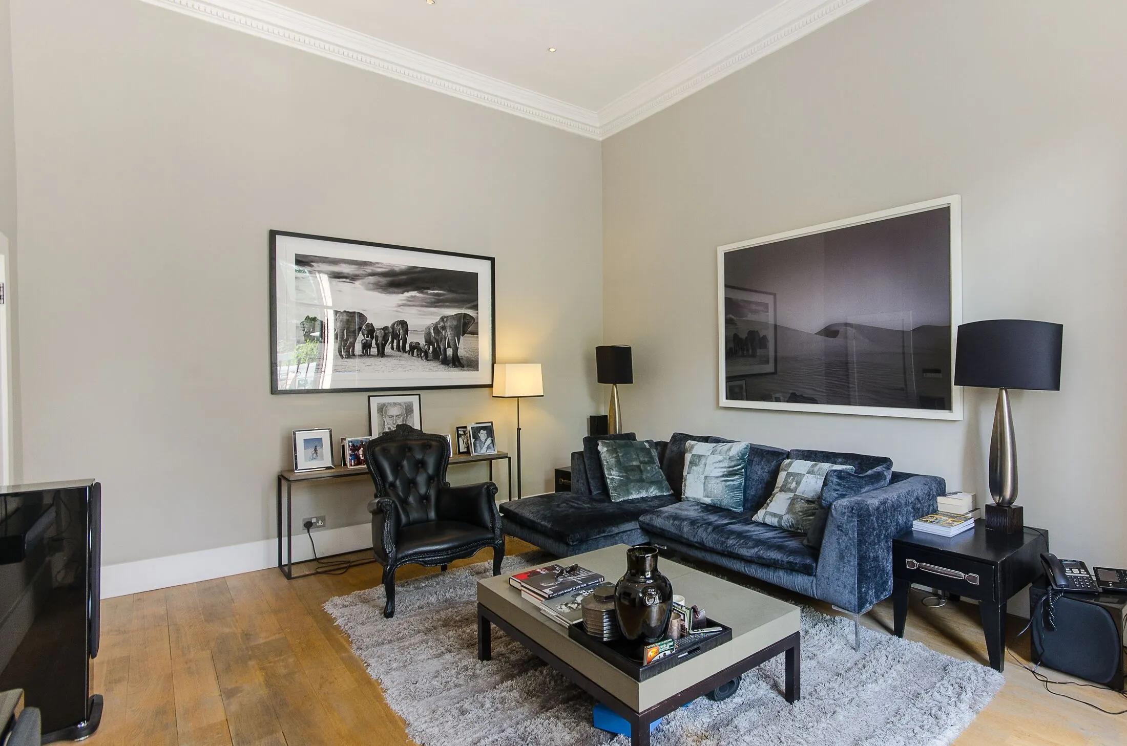 Flat Onslow Gardens in Greater London