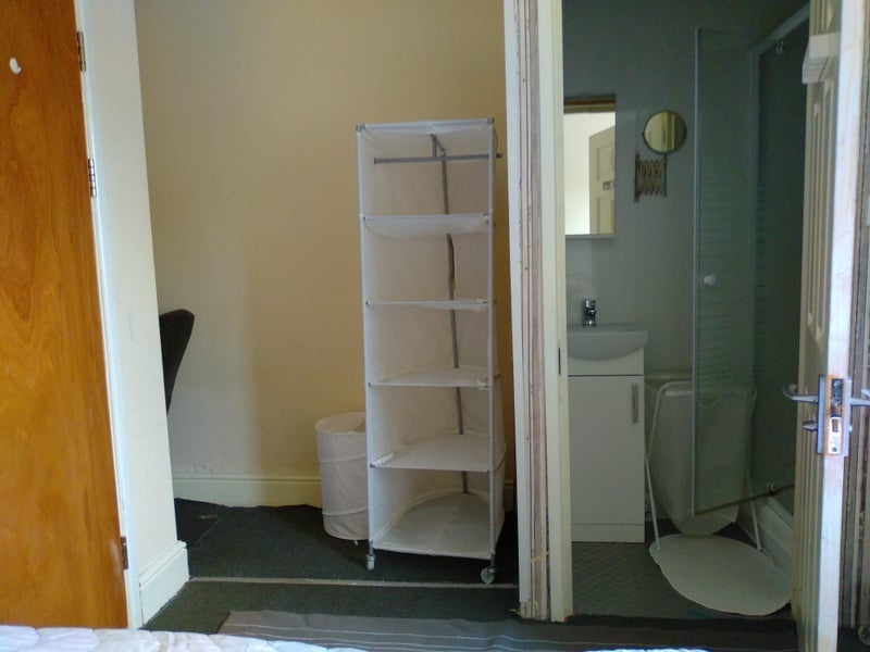 Room Northcote Lane in Cardiff