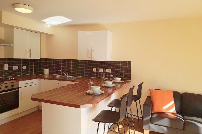 Room Moss Lane East in Manchester