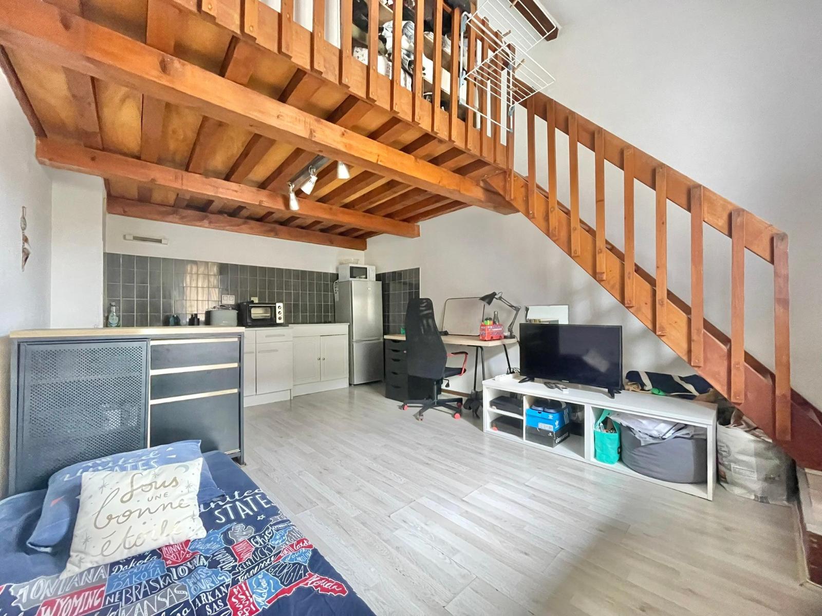 Flat Place Saint-Jean in Valence