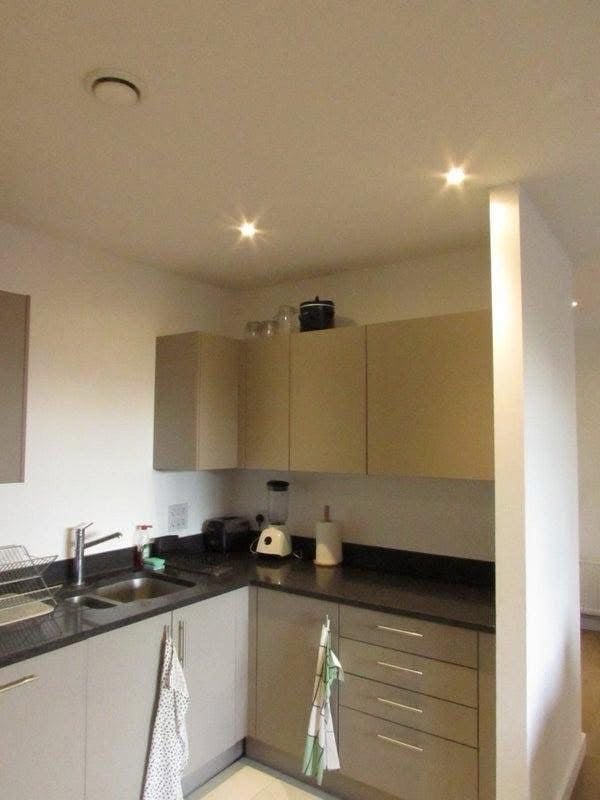 Room Rolling Mills Mews in Greater London