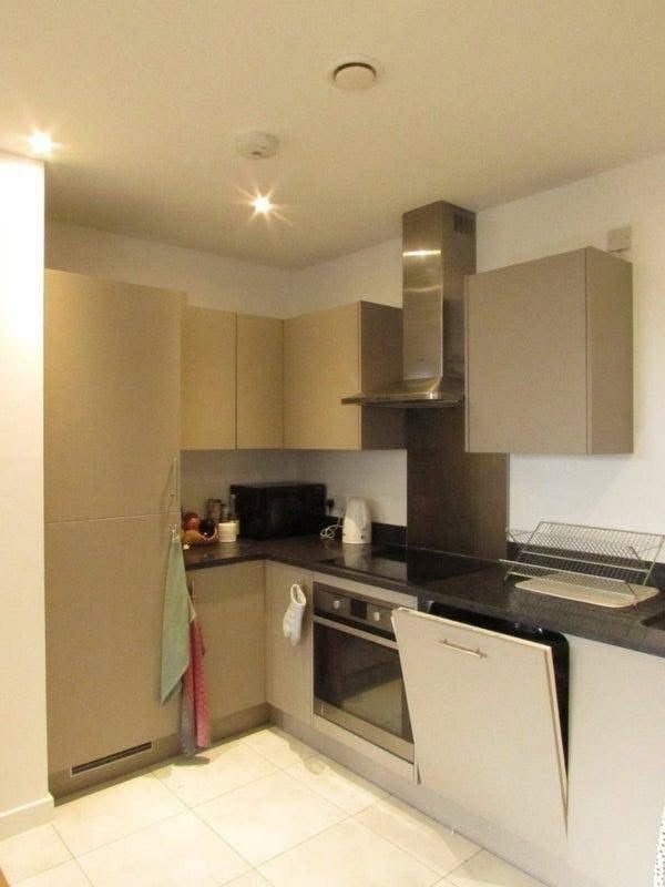 Room Rolling Mills Mews in Greater London