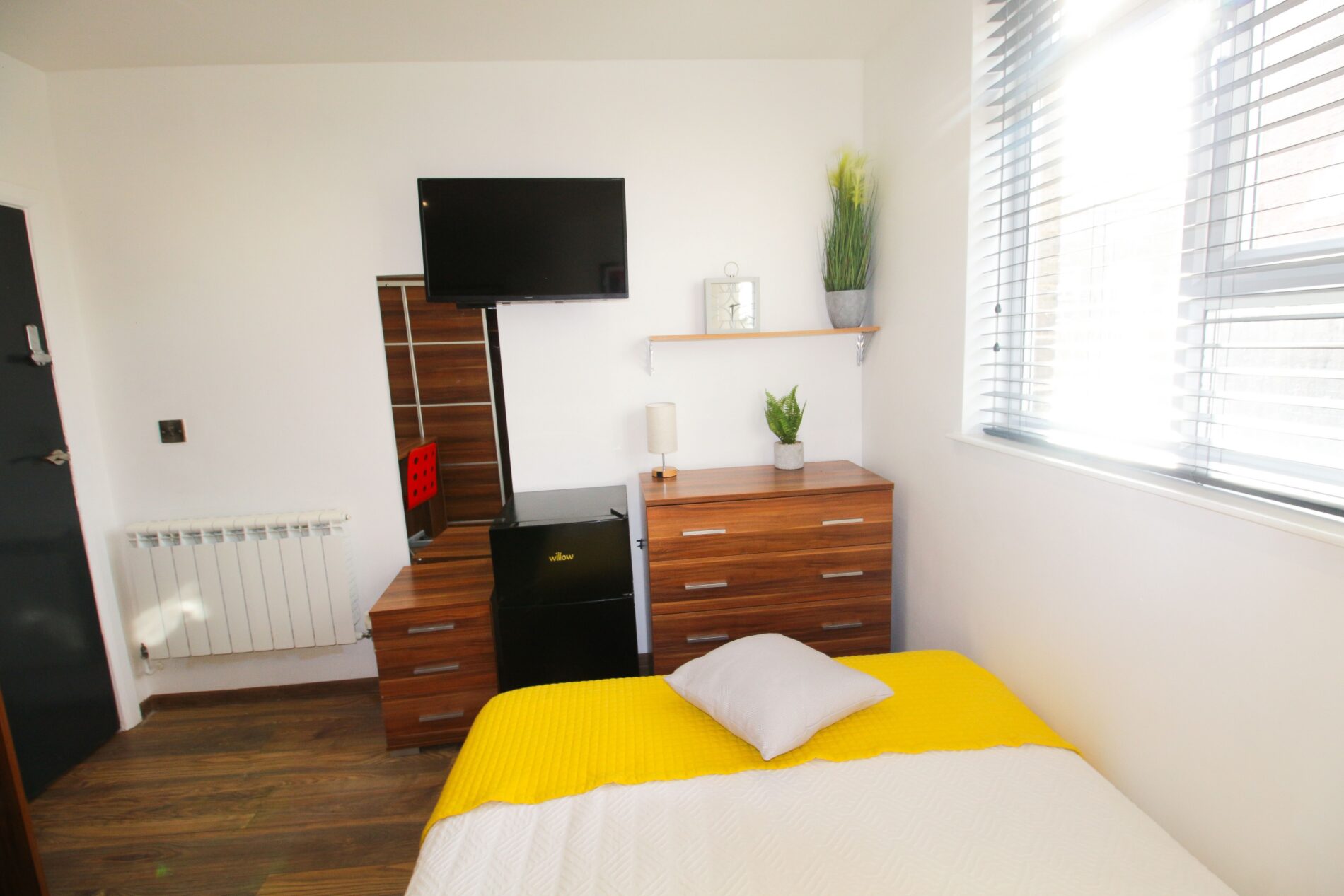 Room St Botolphs Crescent in Lincoln