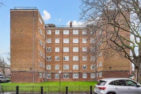Flat Bowling Green Walk in Greater London