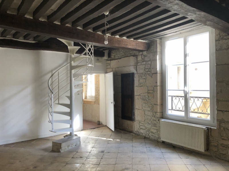 Flat Rue Arcisse de Caumont in Caen