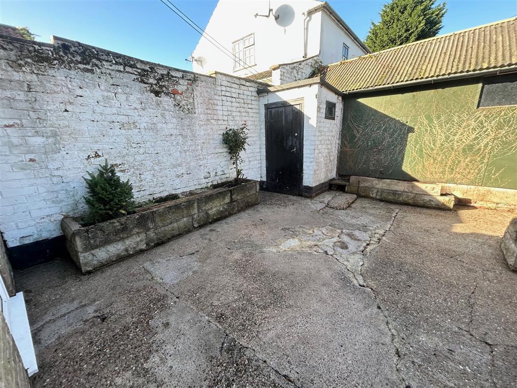House Sandy Lane in Doncaster