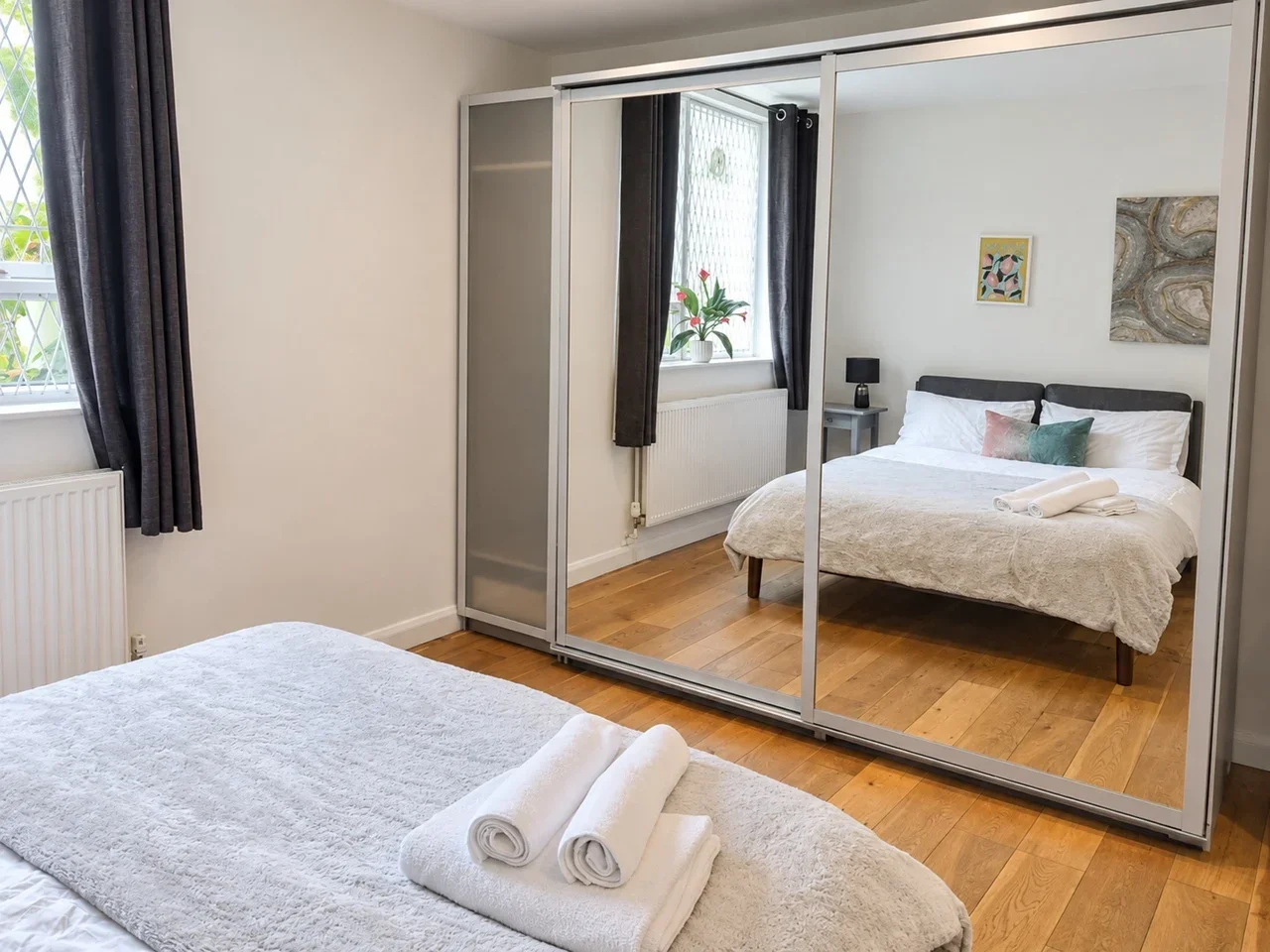 Flat Frognal Lane in Greater London