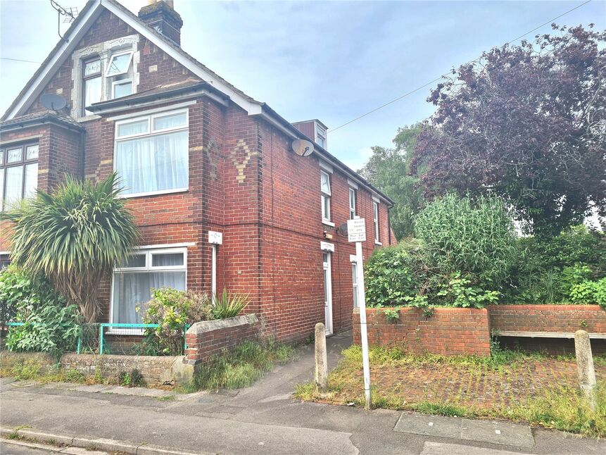 Flat Grantham Road in Eastleigh