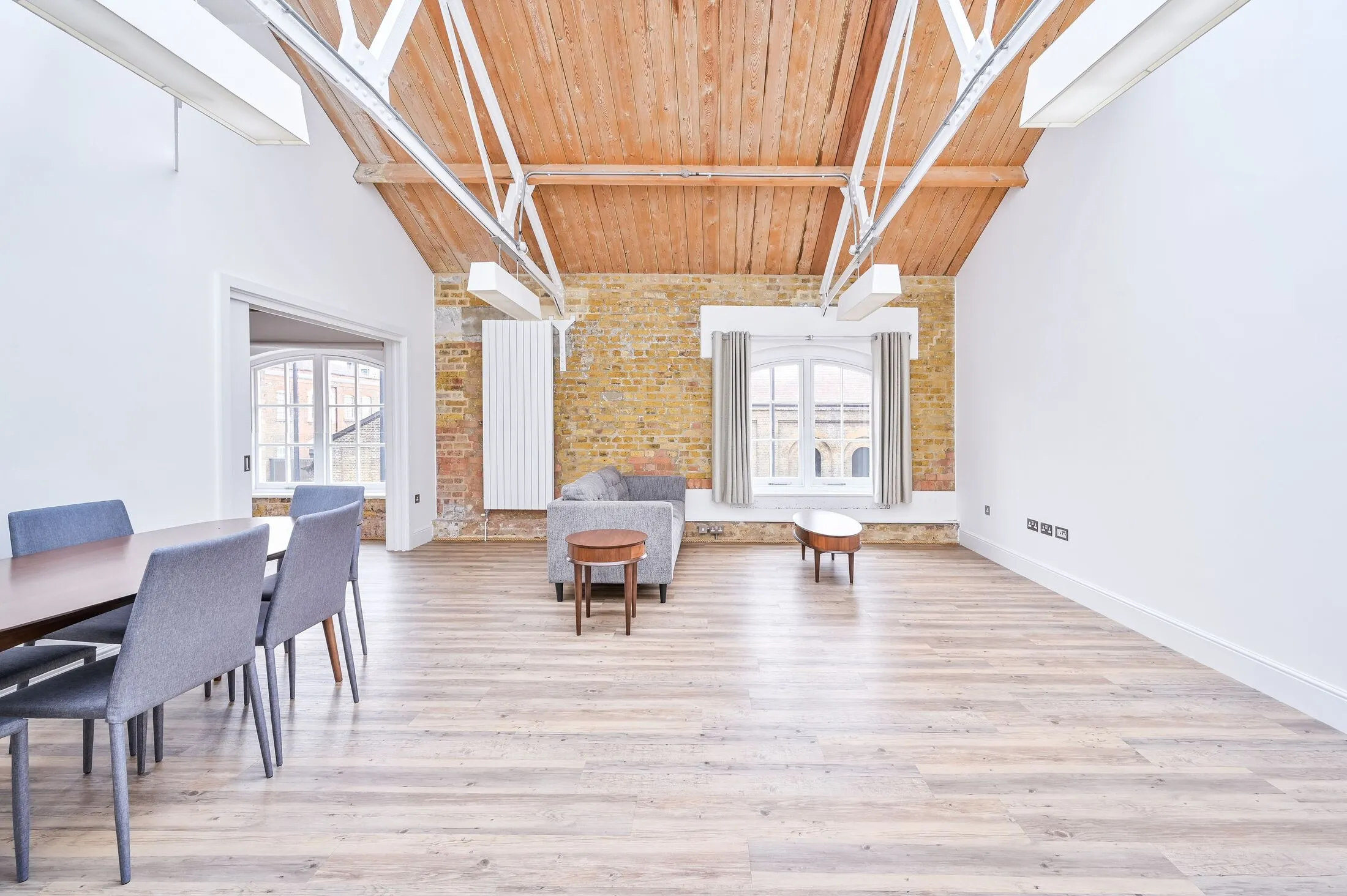 Flat Duke of Wellington Avenue in Greater London