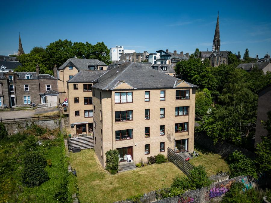 Flat Roseangle in Dundee