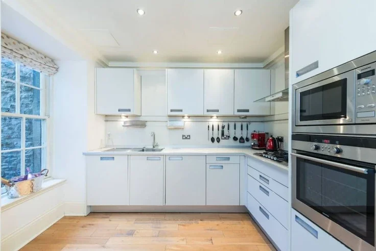 Flat Carlton Terrace in City of Edinburgh