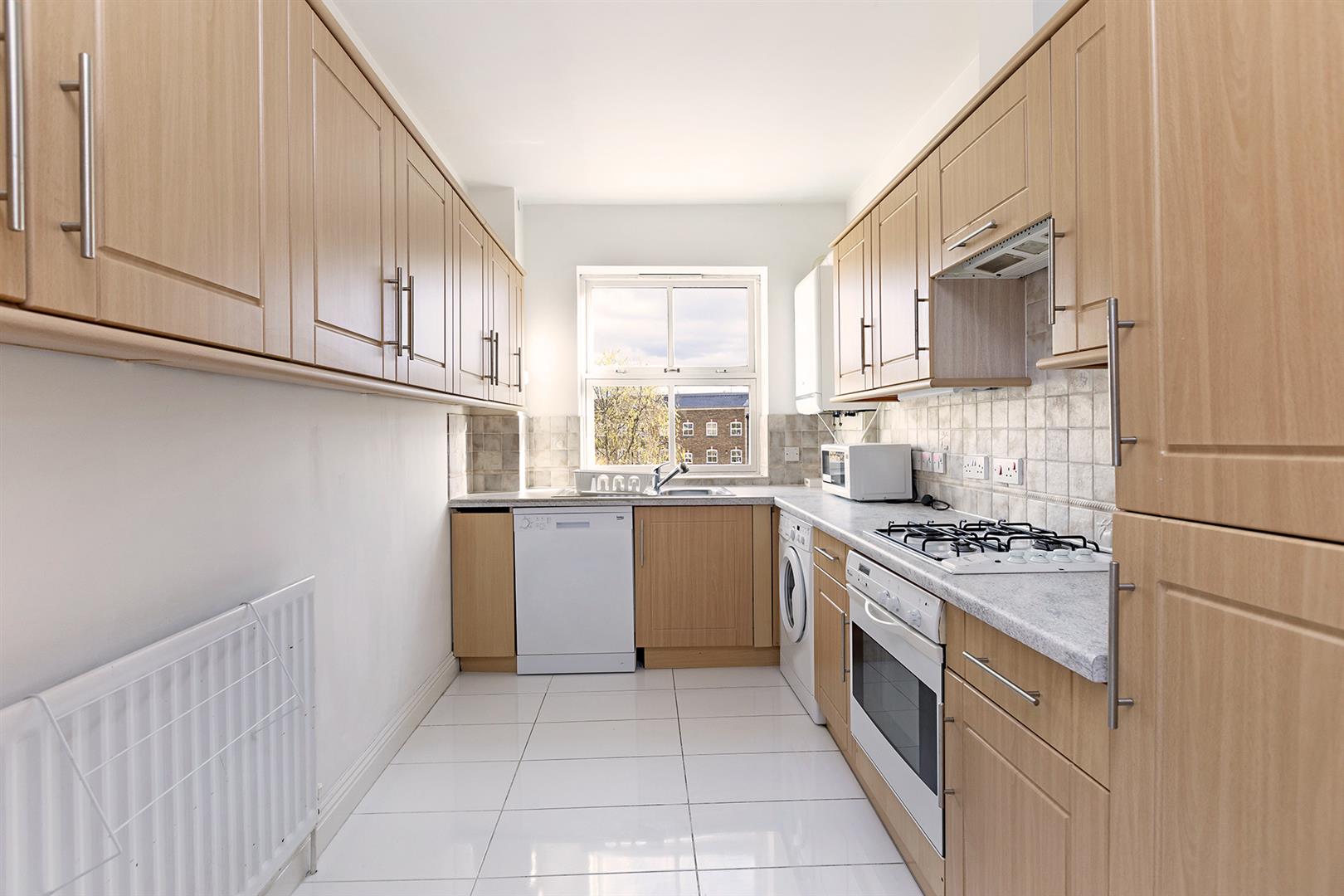 Flat Leathermarket Street in Greater London
