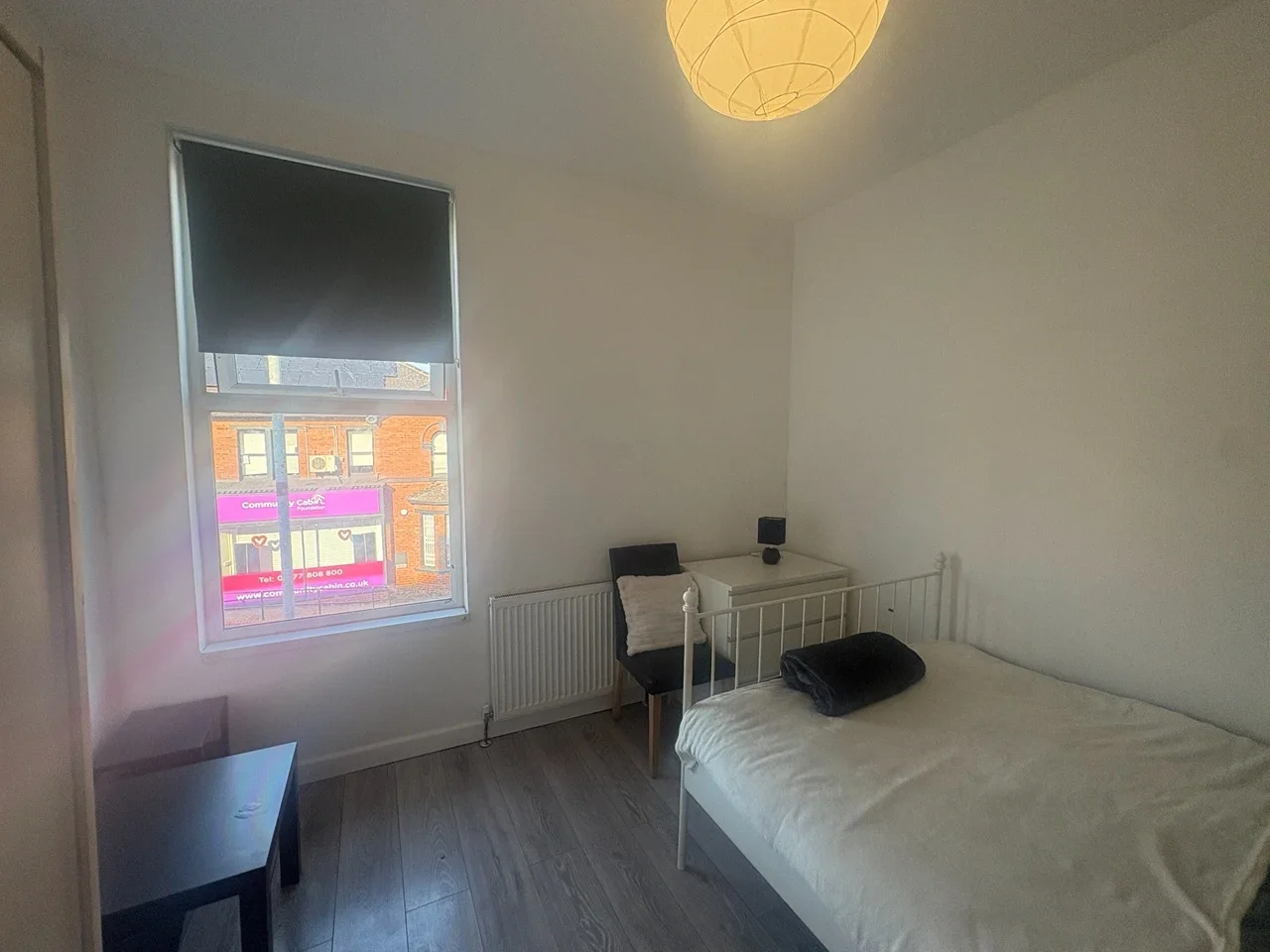 Room Wesley Street in Wakefield