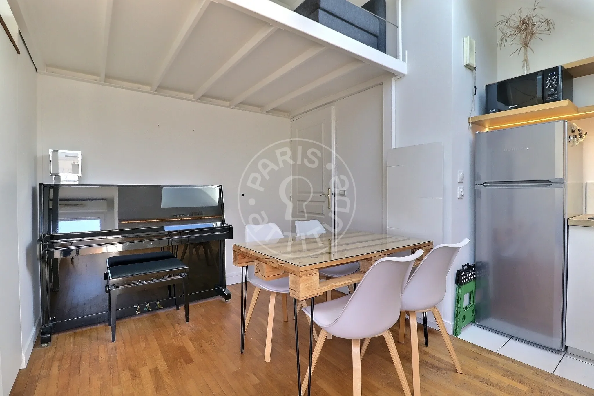 Appartement Rue Paul Fort à Paris