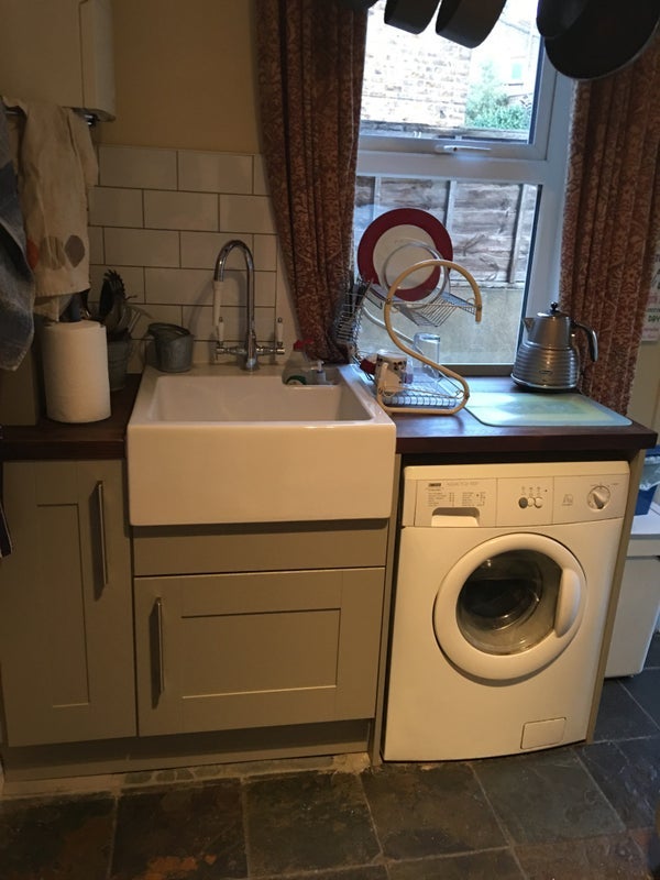 Room Heysham Road in Greater London