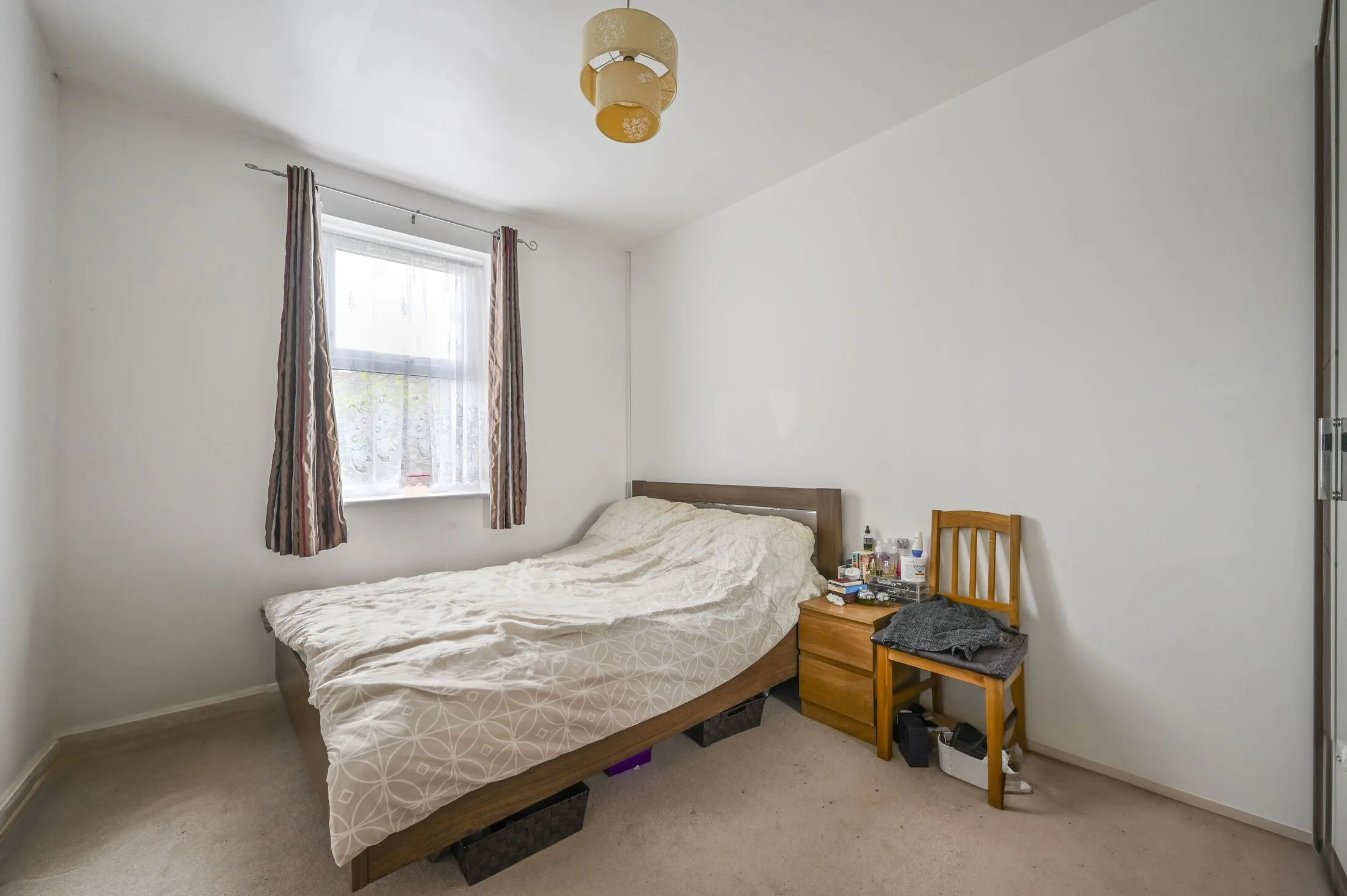 Flat Westferry Road in Greater London