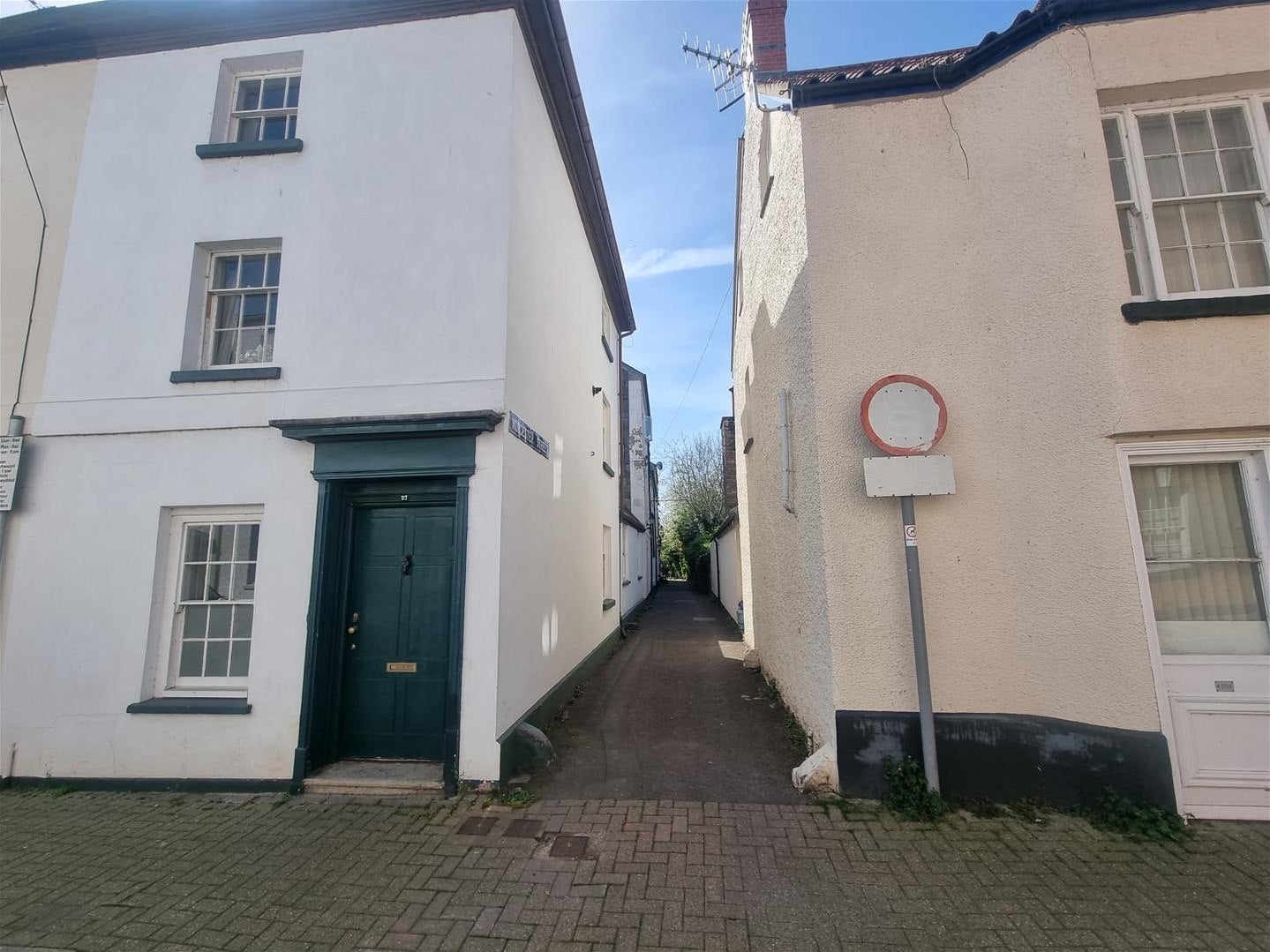 Flat Glendower Street in Monmouth