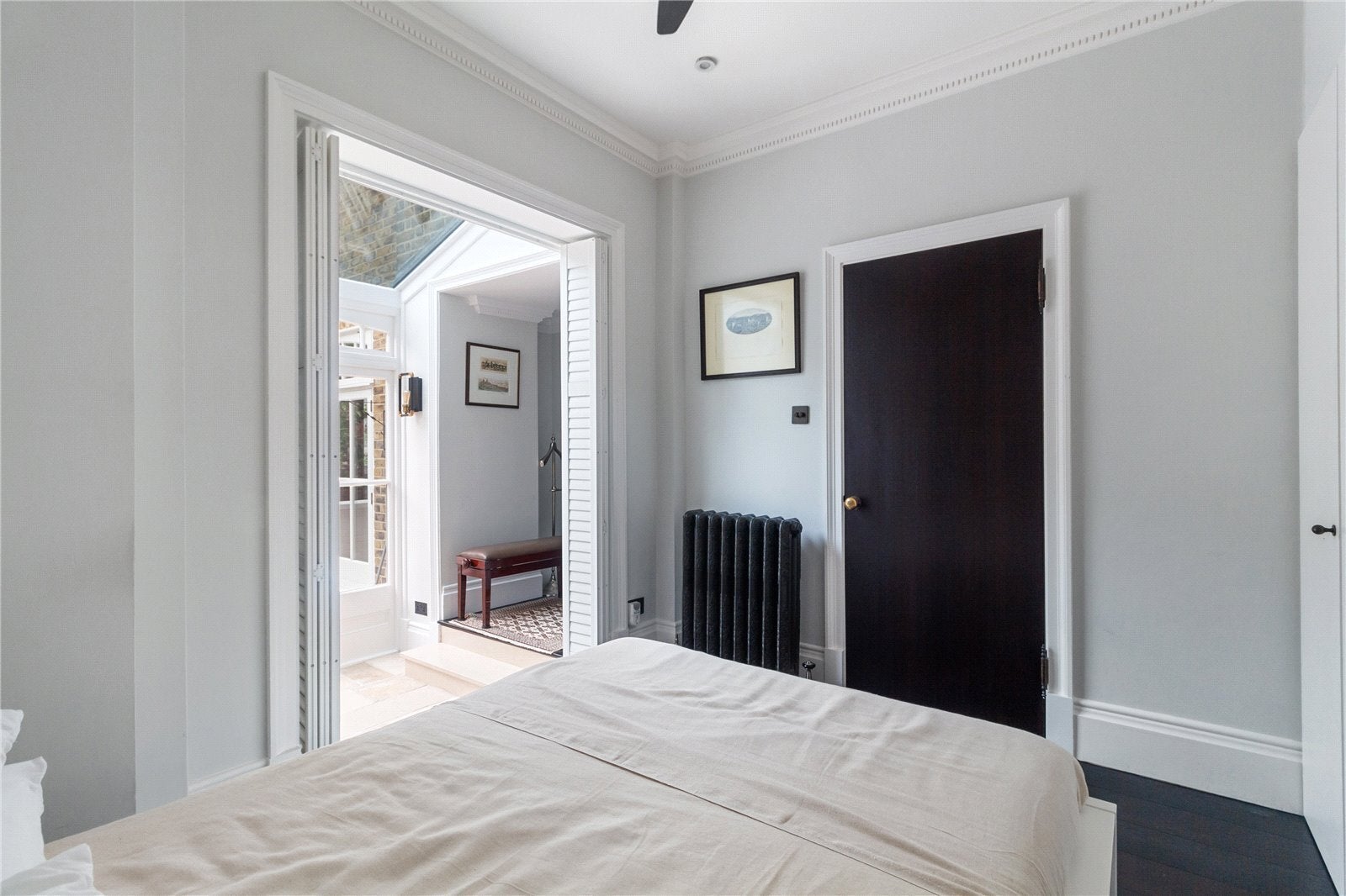 Flat Dawson Place in Greater London