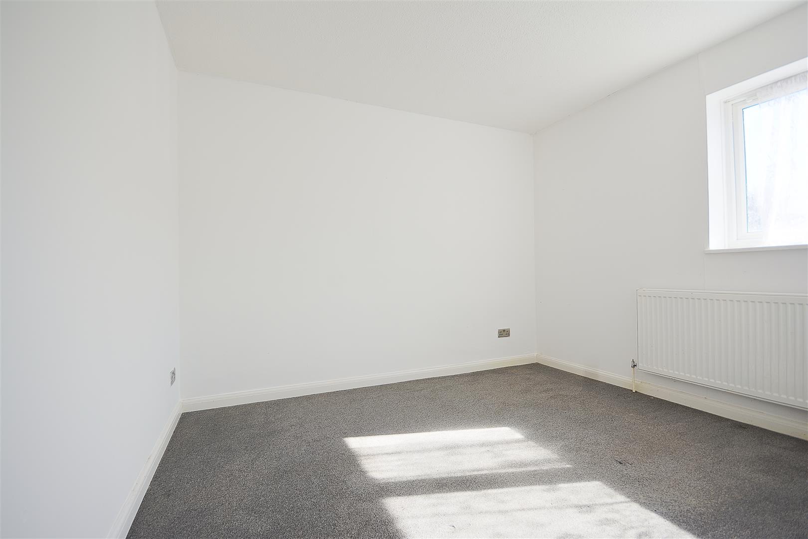 Flat Collyweston Road in Northampton