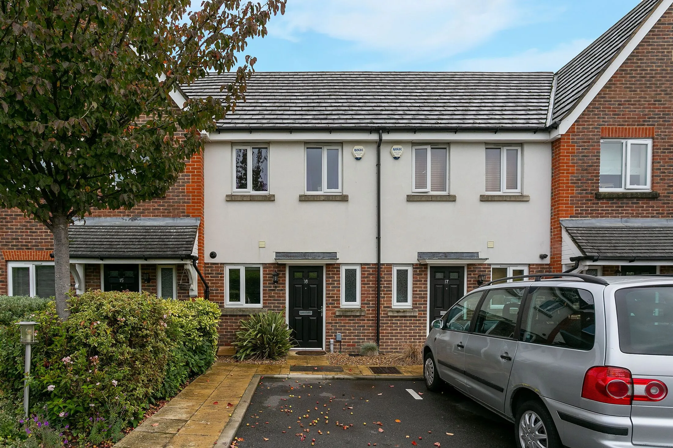 House Summerleas Close in Dacorum