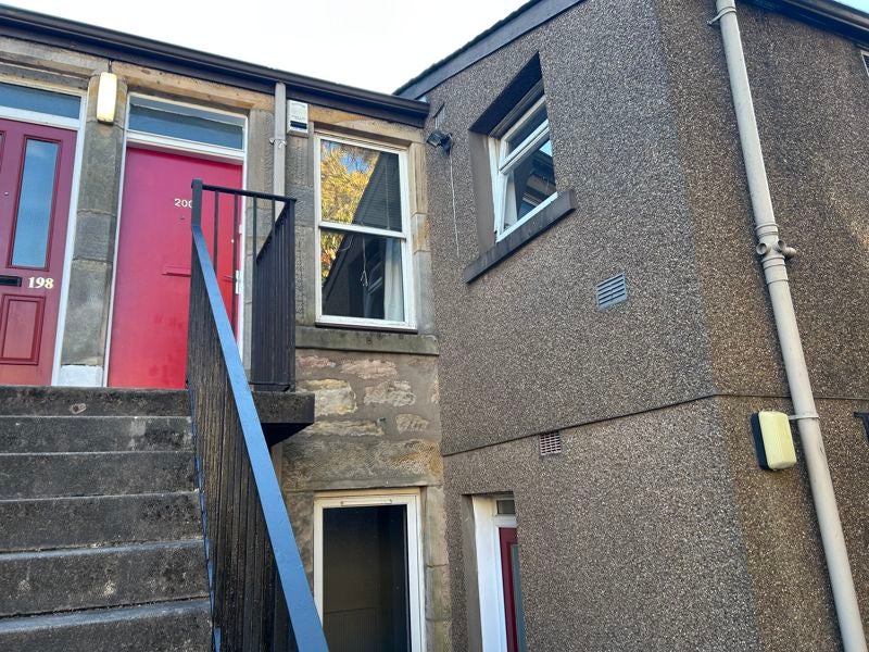 Flat Overton Road in Kirkcaldy