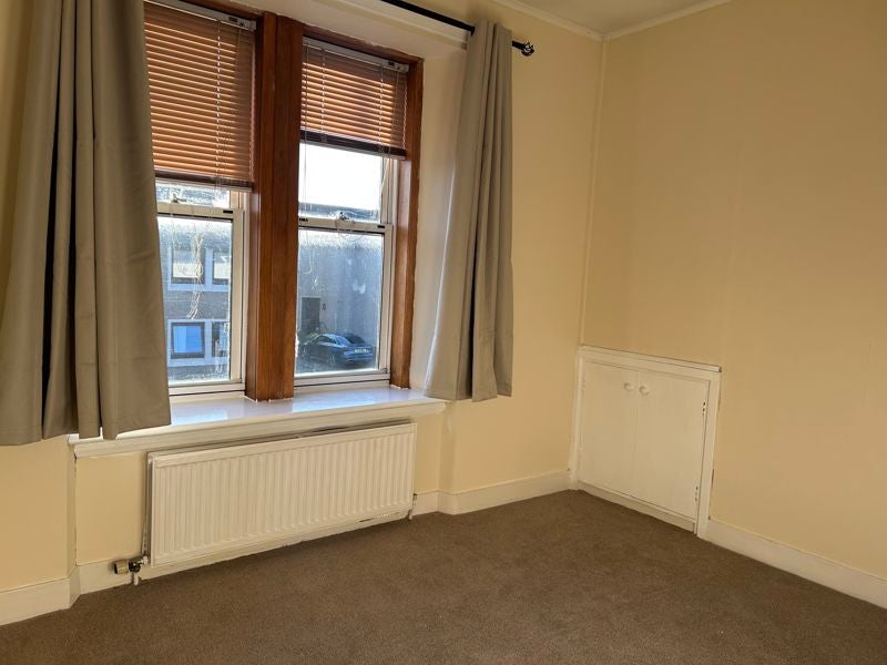 Flat Overton Road in Kirkcaldy