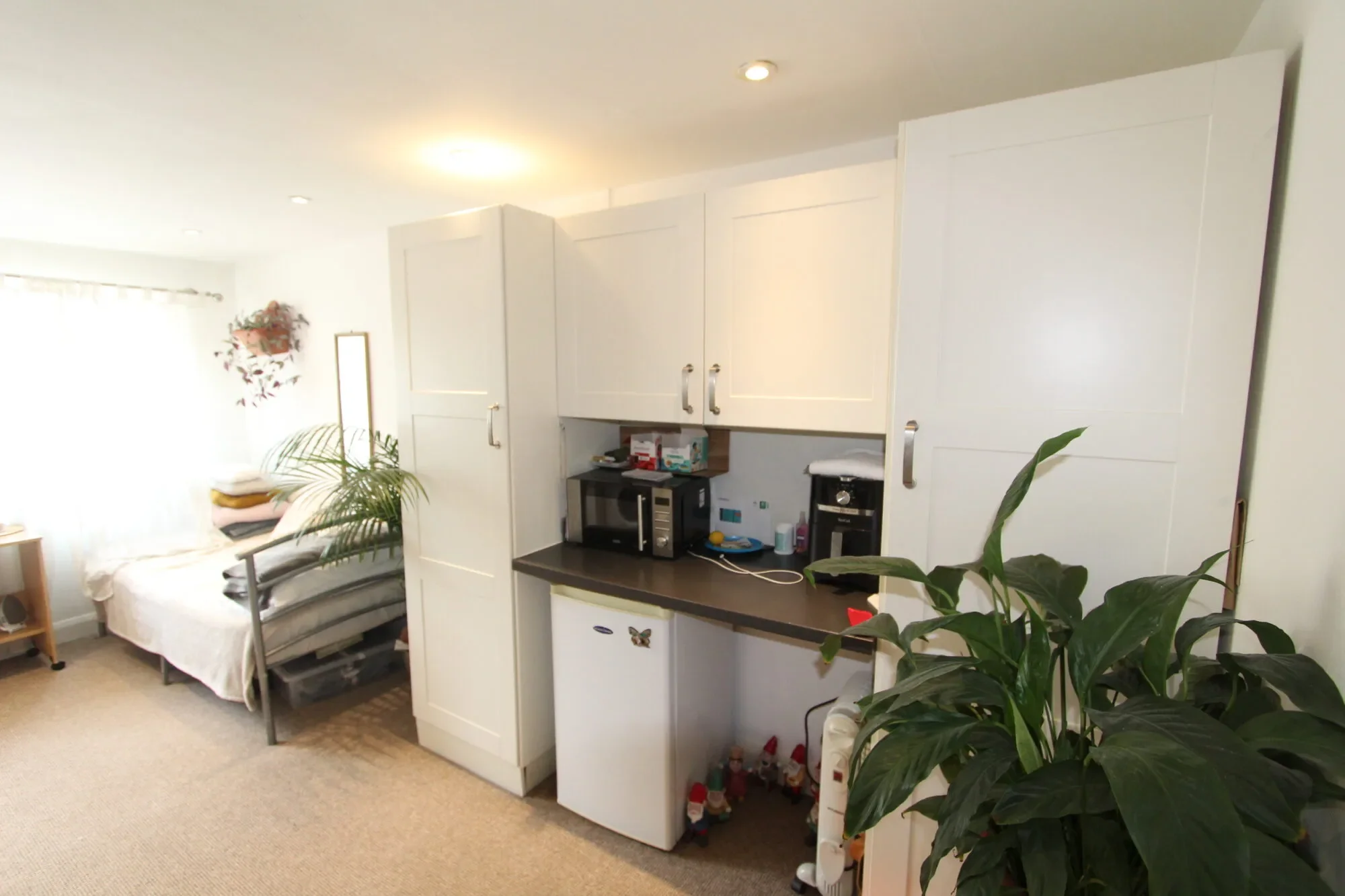 Flat Wostenholm Road in Sheffield