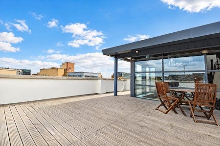 Flat Mills Court in Greater London