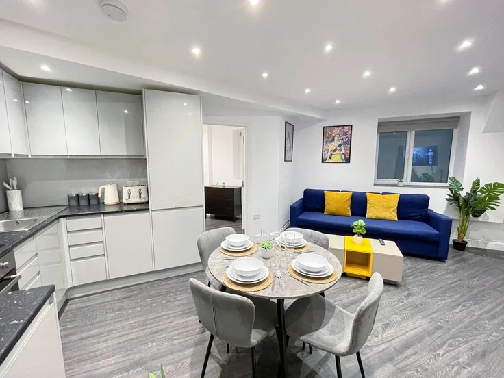 Flat Charlotte Road in Greater London