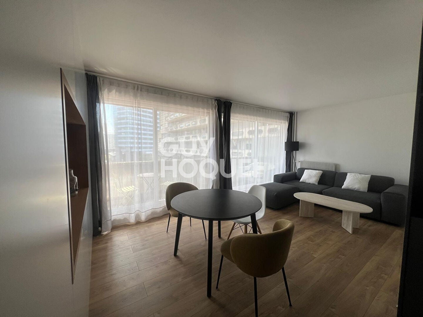 Appartement Place de Seine à Courbevoie