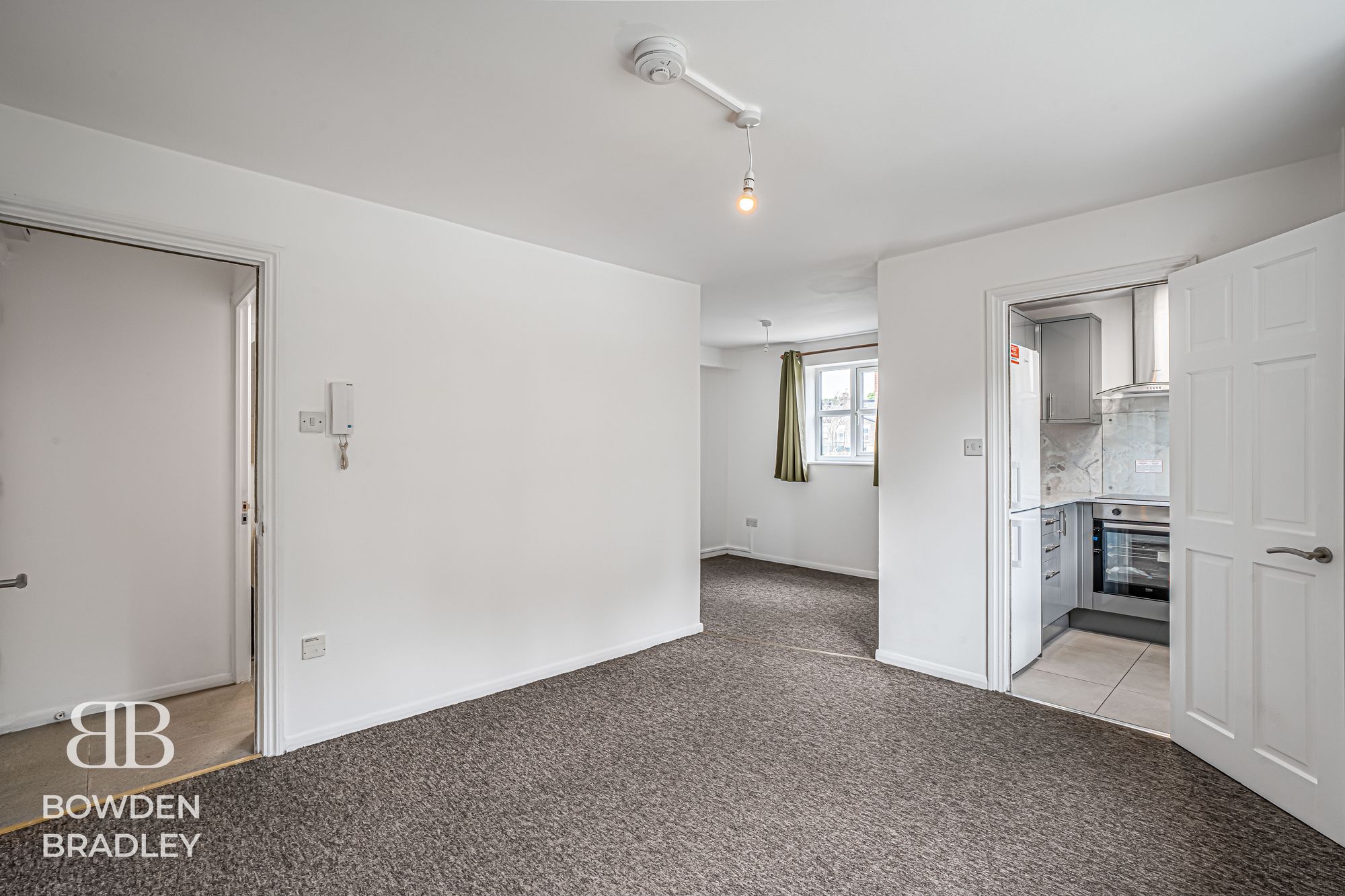 Flat Yunus Khan Close in Greater London