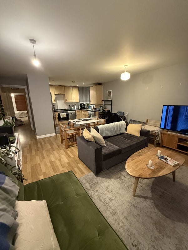 Room Woodmill Road in Greater London