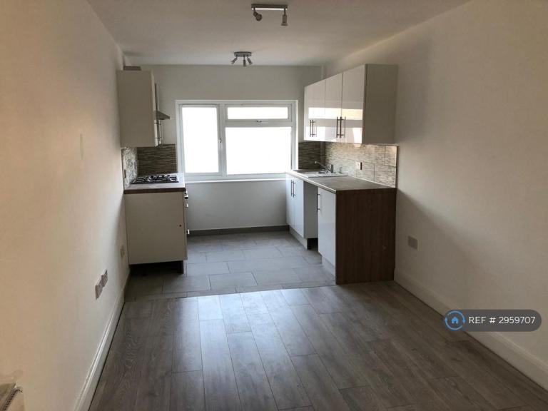 Flat Whitley Close in Borough of Spelthorne