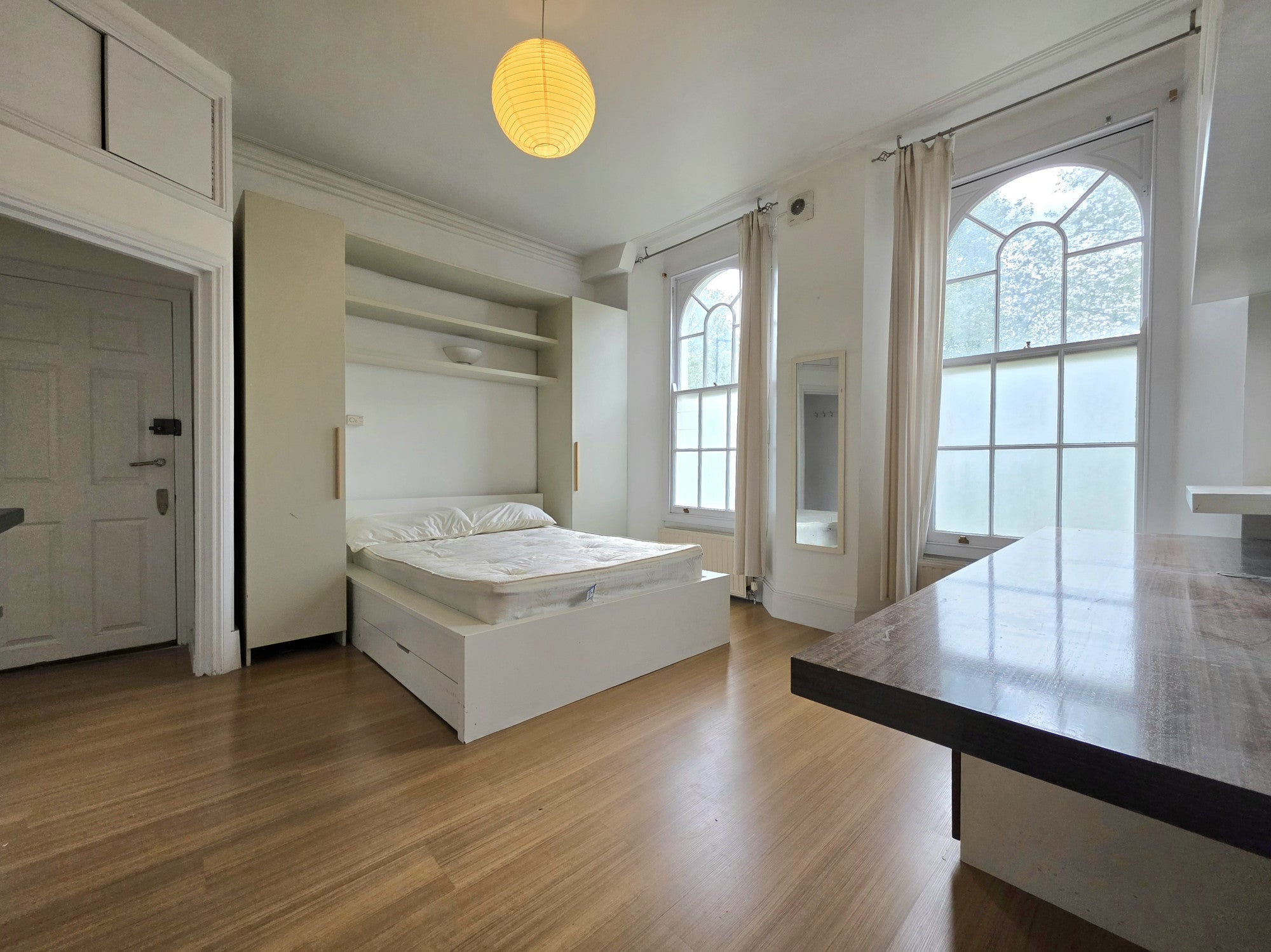 Room Camberwell Road in Greater London