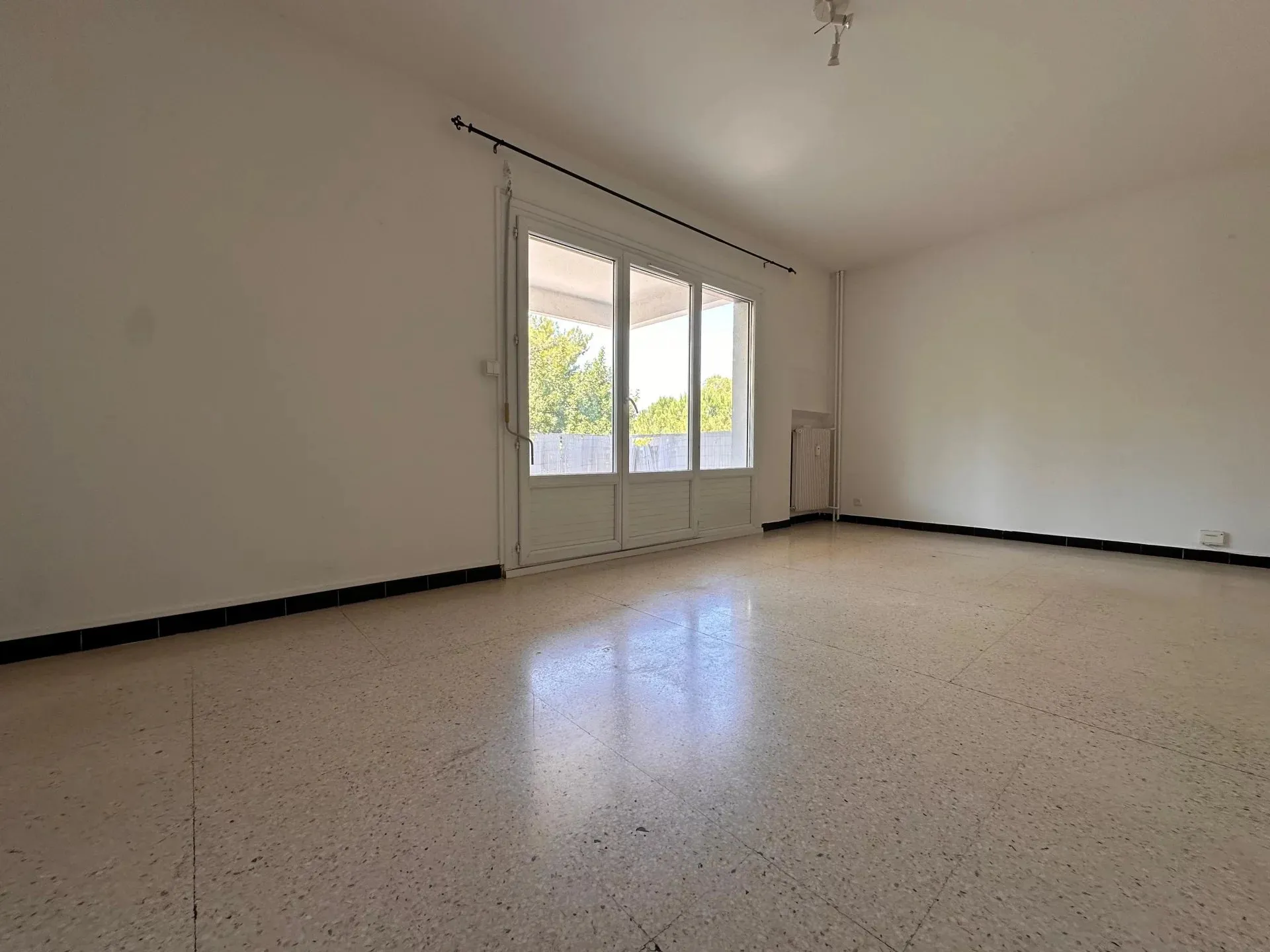 Appartement Avenue de Montpellier à Mèze