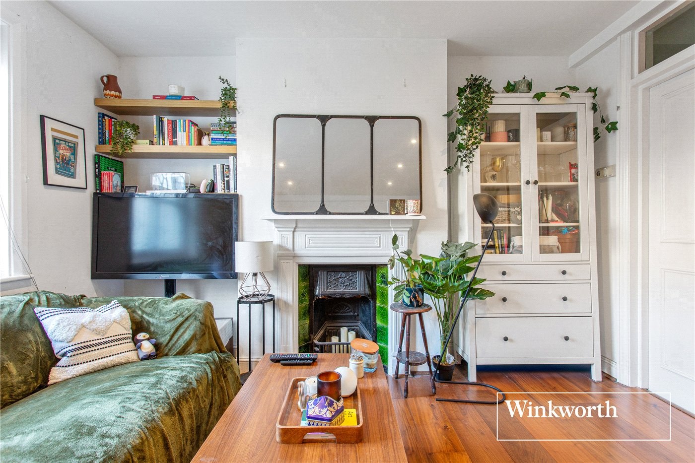 Flat Sidney Road in Greater London