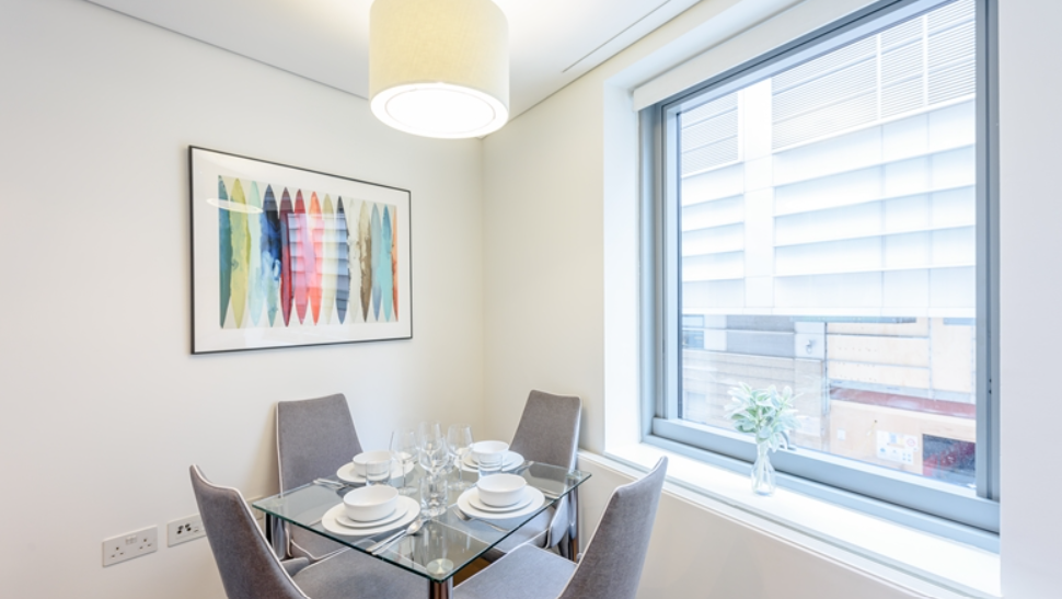 Flat Merchant Square in City of Westminster