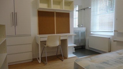 Room Bancroft Road in Greater London