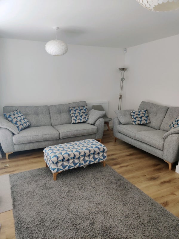 Room Raja Ahmed Street in Manchester