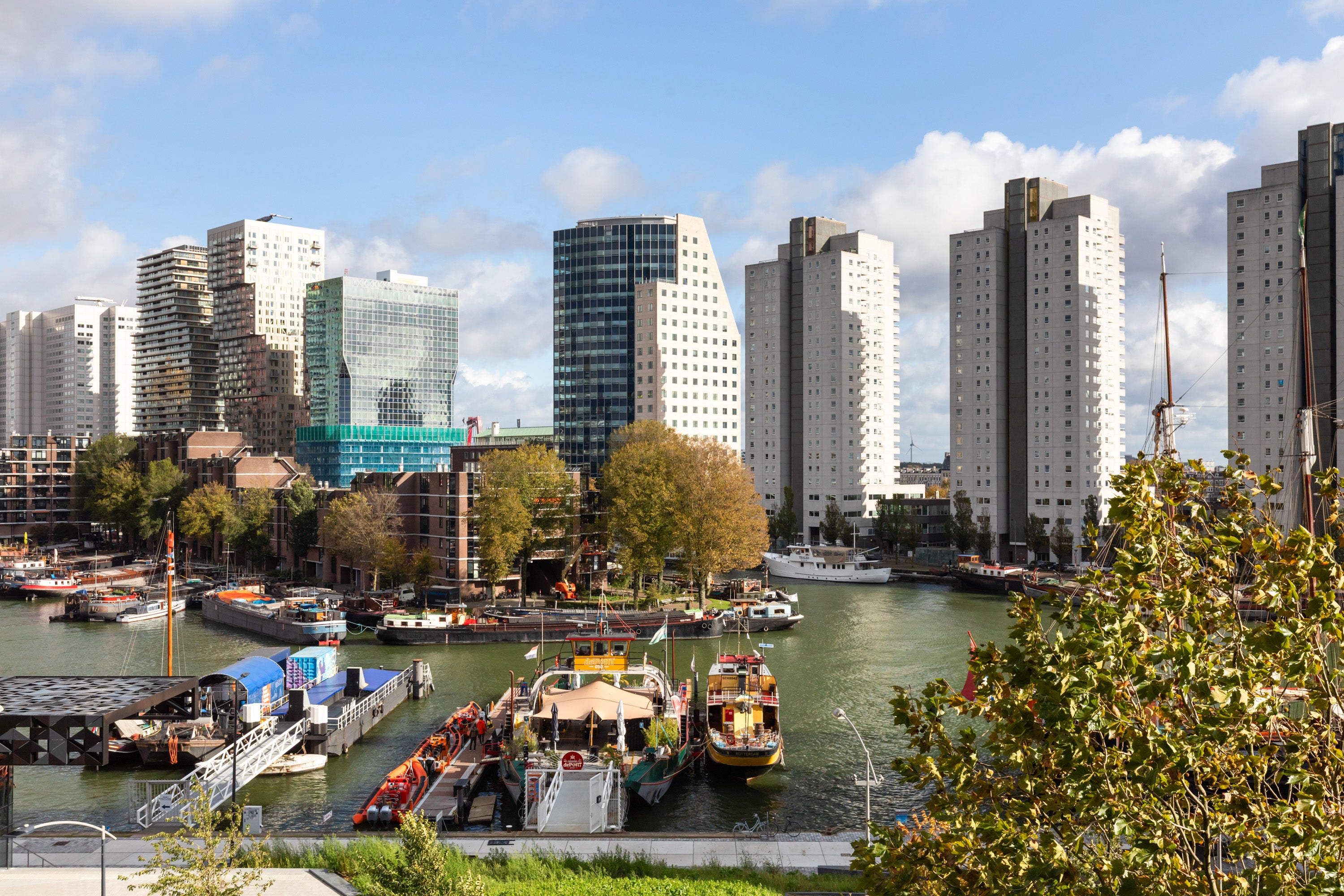 Appartement Schiedamsedijk 82 E in Rotterdam