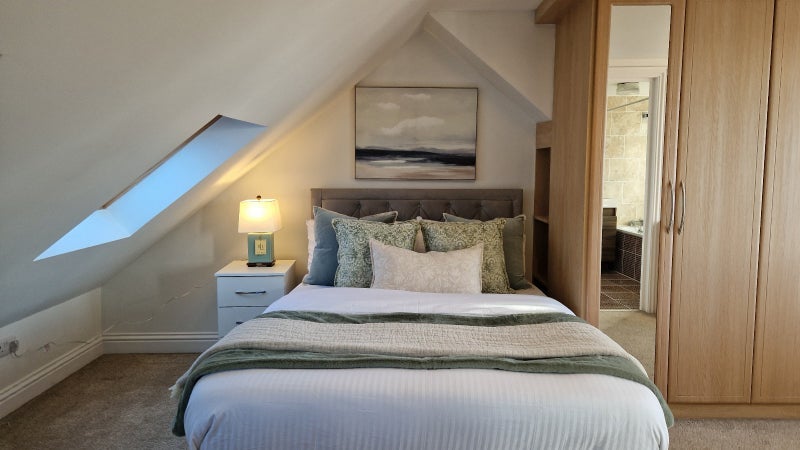 Room Marnell Way in Greater London