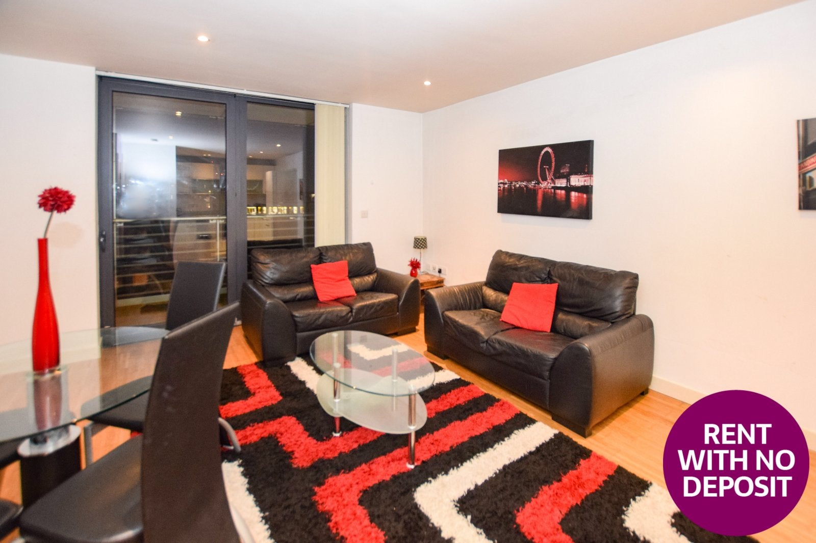 Flat Kelso Place in Manchester