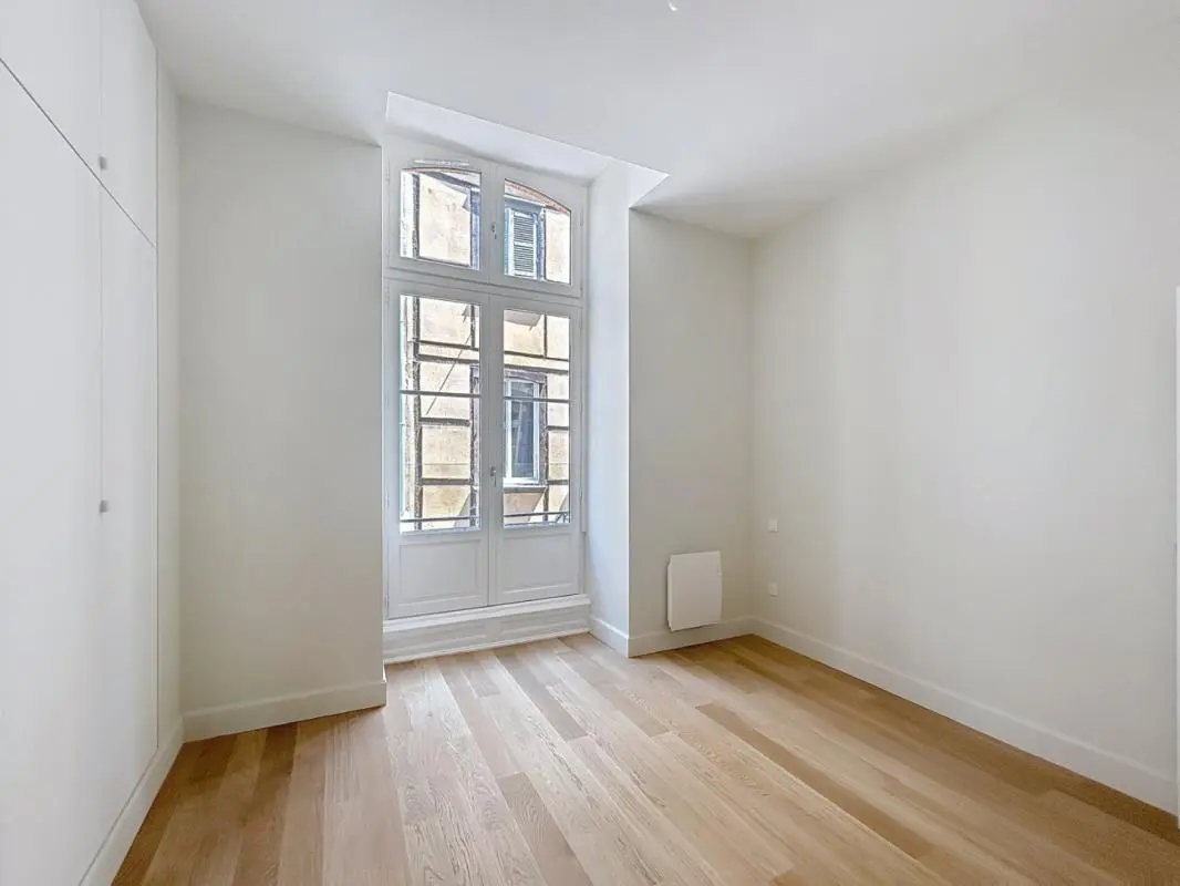 Flat Rue Pharaon in Toulouse