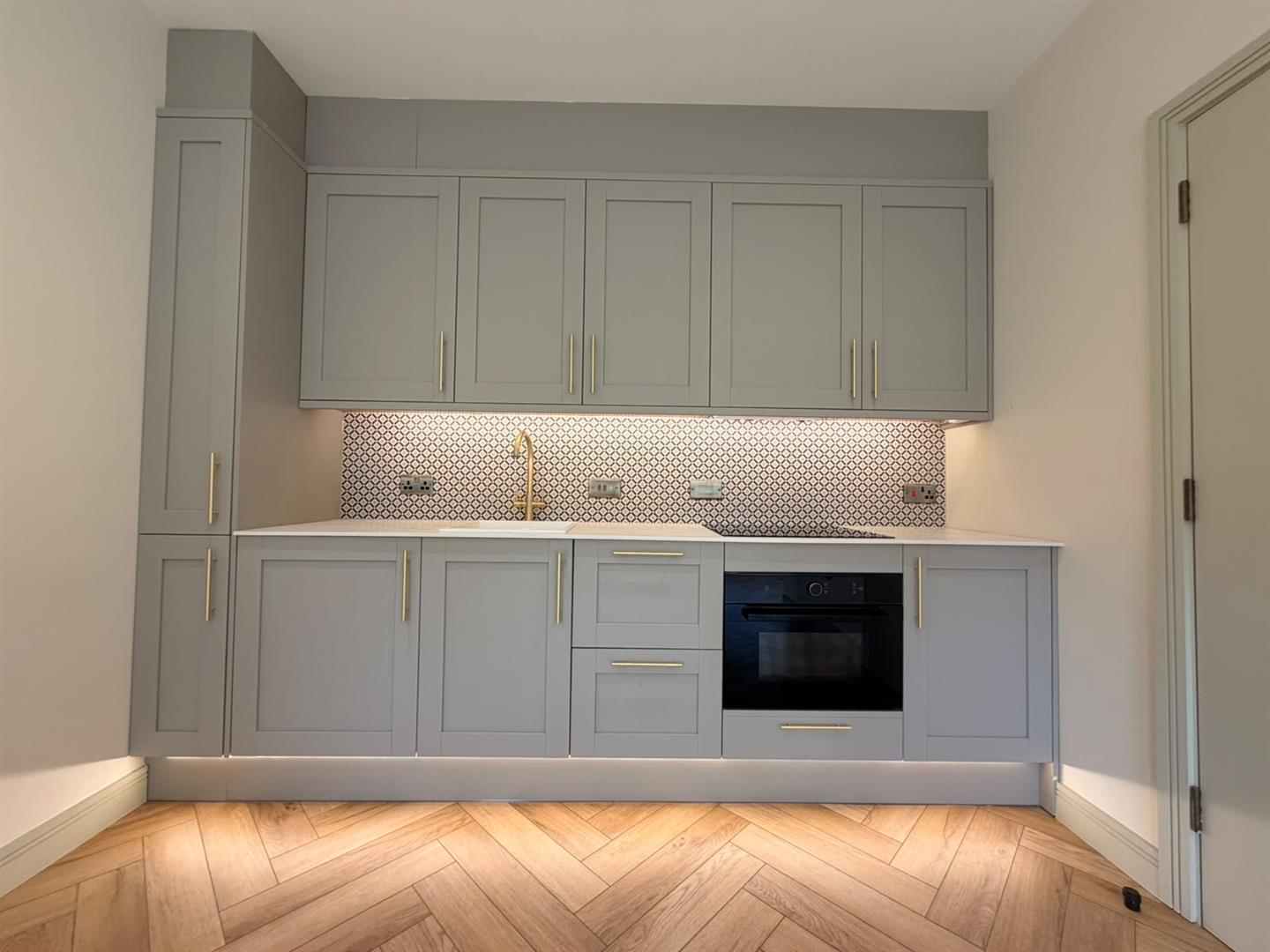 Flat Davigdor Road in Hove