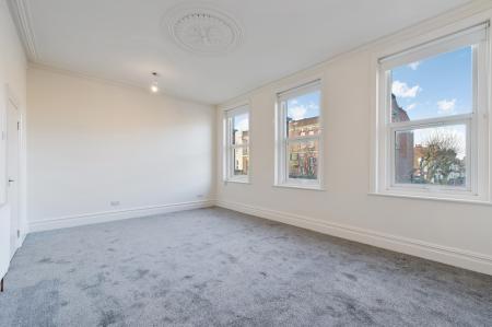 House Leghorn Road in Greater London