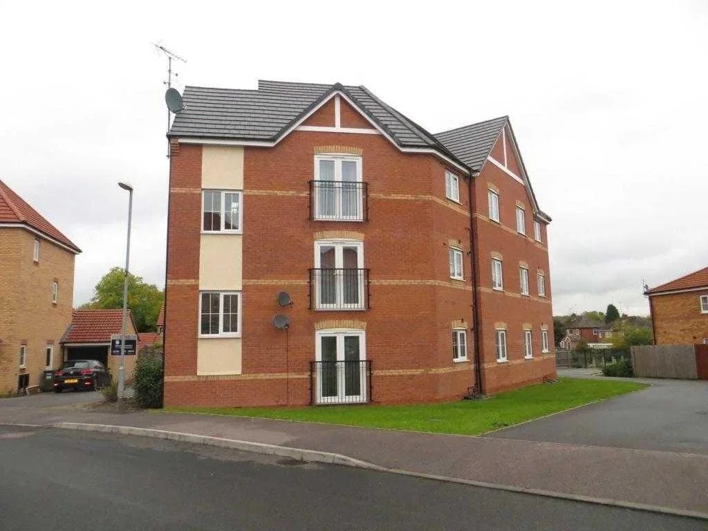 Flat Stackyard Close in Leicester Forest East