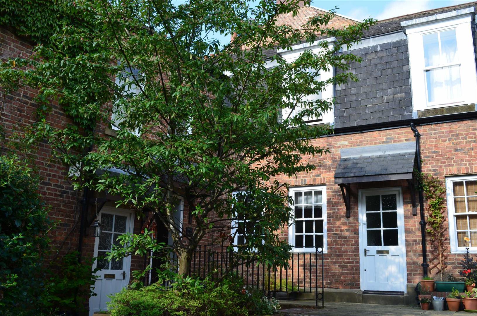 Flat Percy Street in Newcastle upon Tyne
