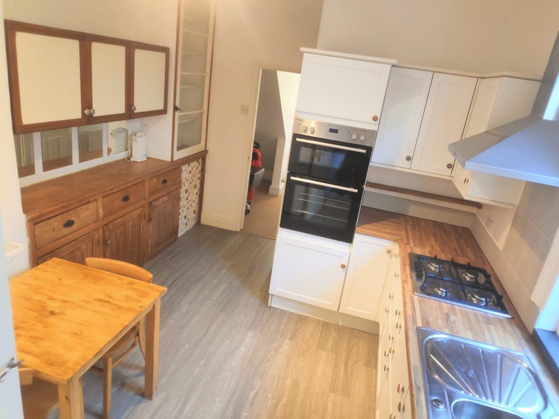 Flat Hurlingham Road in Bristol